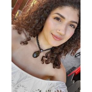 Meet your Posher, Joceline